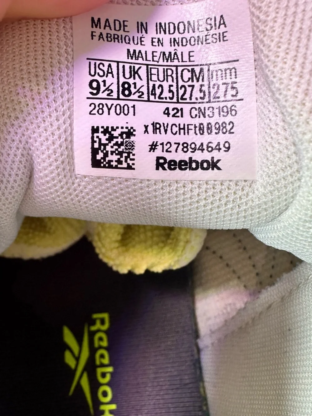 Reebok White Sneakers with Navy Side Stripes